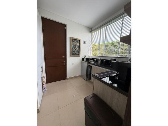 Casa de 3 alcobas en venta en El Caimo, Armenia, 230 m² · foto 7 de 15