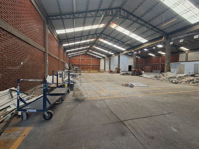 Bodega en arriendo en Conjunto Cerrado Zapan, Dosquebradas, 750 m² · foto 3 de 10