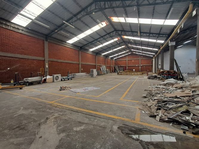 Bodega en arriendo en Conjunto Cerrado Zapan, Dosquebradas, 750 m² · foto 9 de 10