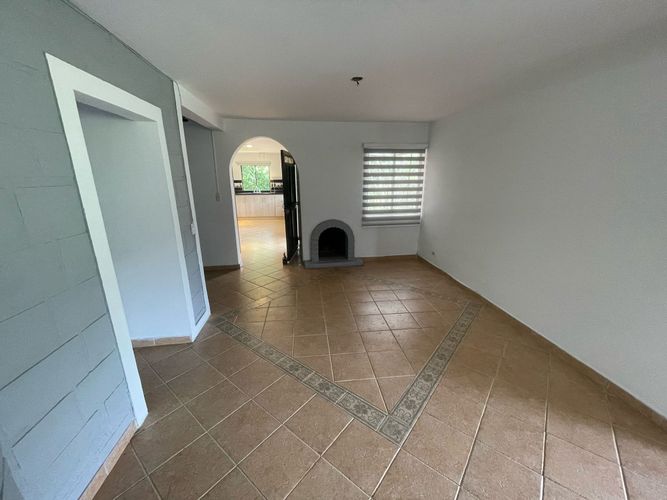 Casa de 4 alcobas en venta en Loma De La Doctora, Sabaneta, 170 m² · foto 4 de 13