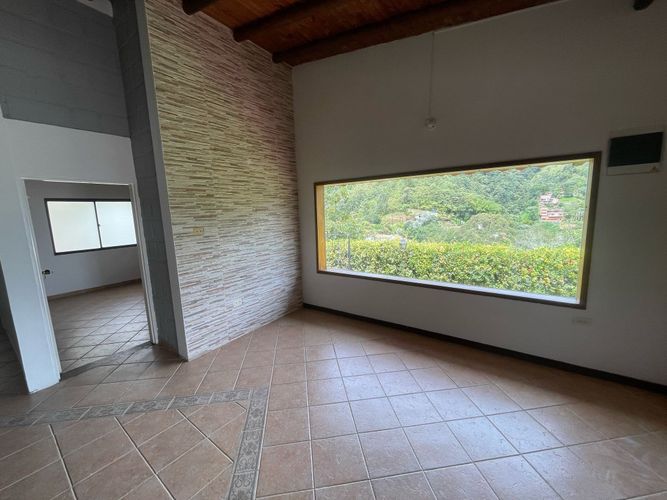 Casa de 4 alcobas en venta en Loma De La Doctora, Sabaneta, 170 m² · foto 5 de 13