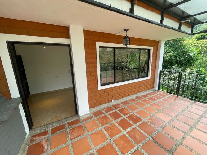 Casa de 4 alcobas en venta en Loma De La Doctora, Sabaneta, 170 m² · foto 10 de 13