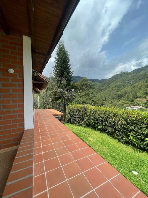 Casa de 4 alcobas en venta en Loma De La Doctora, Sabaneta, 170 m² · foto 13 de 13