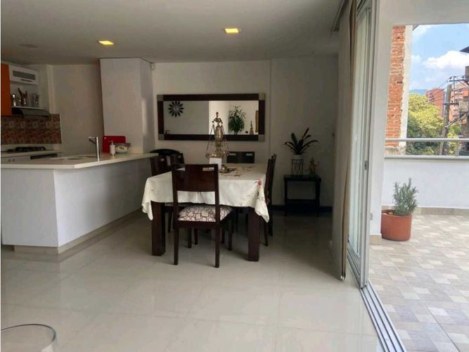 Apartamento de 3 alcobas en venta en Aliadas Del Sur, Sabaneta, 106 m² · foto 2 de 8
