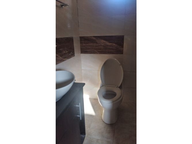 Edificio en venta en El Amparo, Apartado, 480 m² · foto 3 de 9