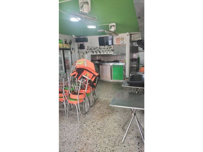 Edificio en venta en El Amparo, Apartado, 480 m² · foto 9 de 9