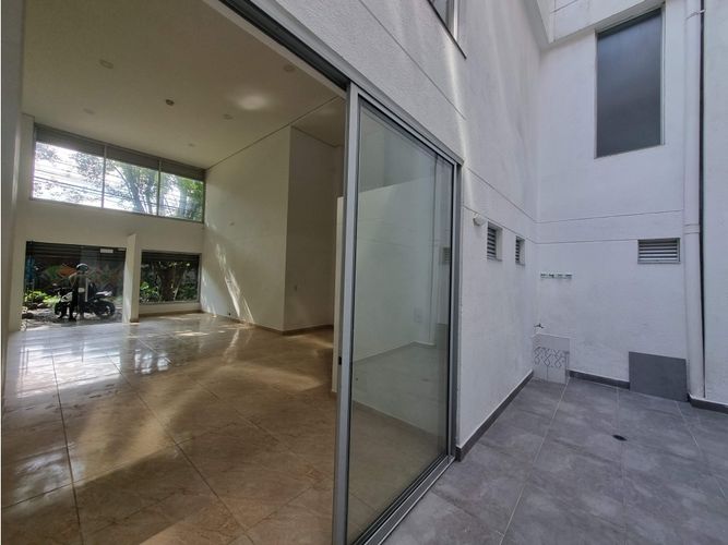 Local en venta en Laureles Nogal, Medellín, 61 m² · foto 5 de 9