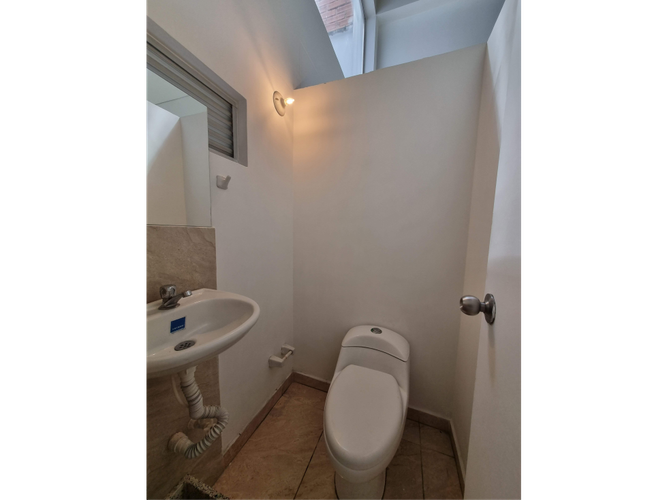 Local en venta en Laureles Nogal, Medellín, 61 m² · foto 7 de 9