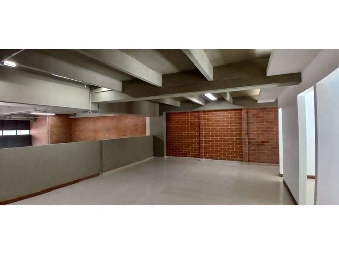 Oficina en arriendo en Shellmar, Medellín, 277 m² · foto 3 de 8