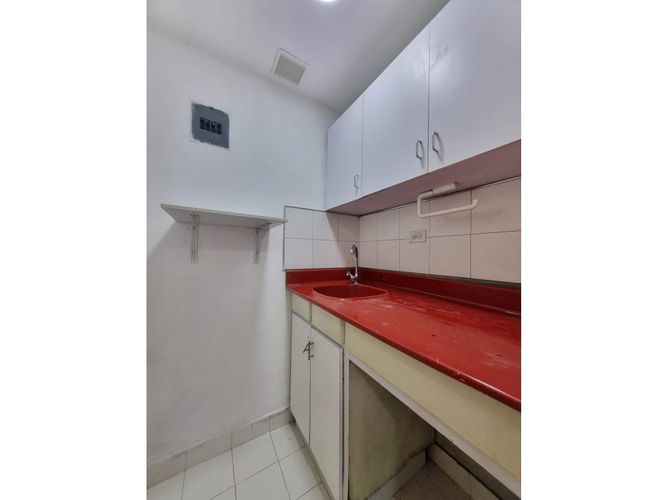 Oficina en venta en La Alpujarra, Medellín, 45 m² · foto 7 de 20