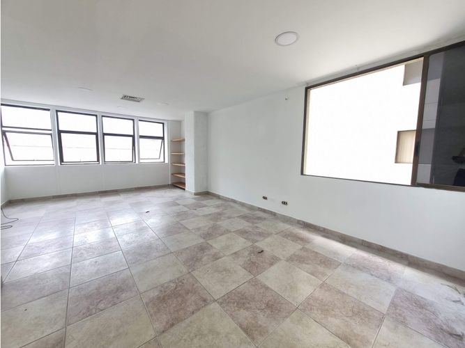 Oficina en venta en La Alpujarra, Medellín, 45 m² · foto 19 de 20