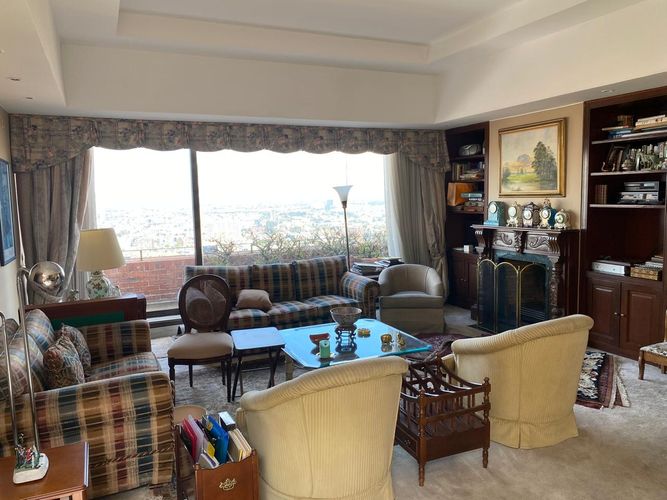 Apartamento de 3 alcobas en venta en Los Rosales, Bogotá, 439 m² · foto 2 de 22
