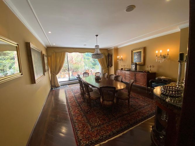 Apartamento de 3 alcobas en venta en Los Rosales, Bogotá, 439 m² · foto 9 de 22