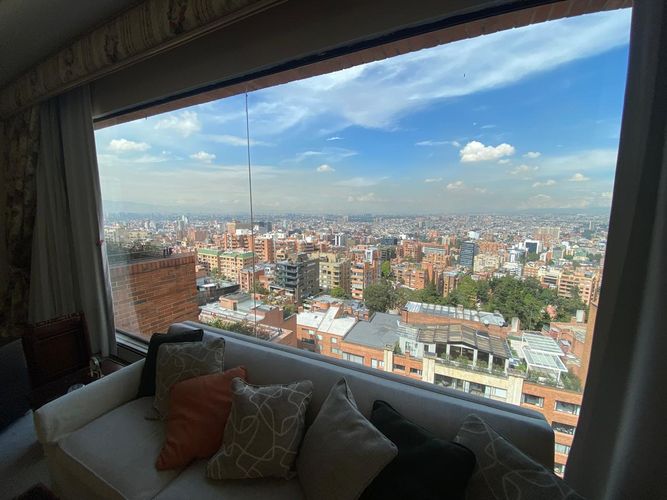 Apartamento de 3 alcobas en venta en Los Rosales, Bogotá, 439 m² · foto 19 de 22
