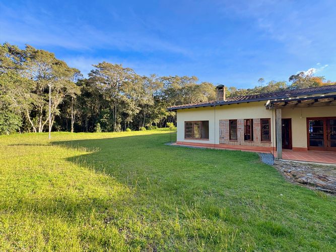 Casa de 6 alcobas en venta en Pantanillo, Envigado, 356 m² · foto 3 de 24