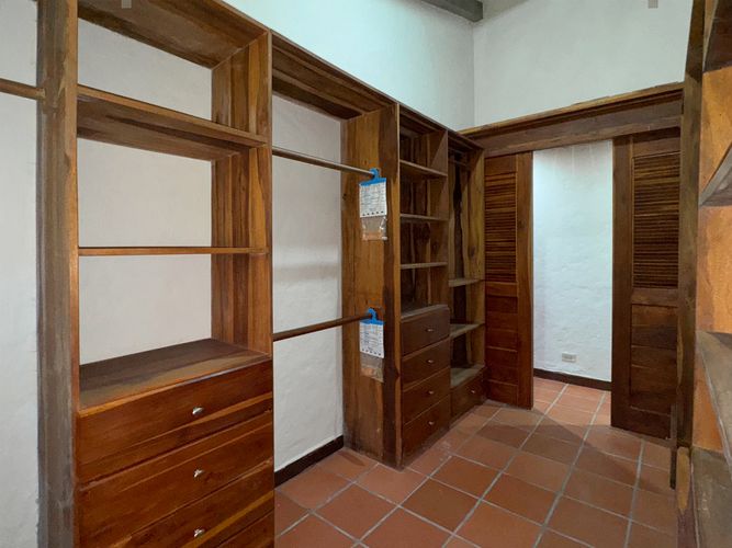 Casa de 6 alcobas en venta en Pantanillo, Envigado, 356 m² · foto 10 de 24