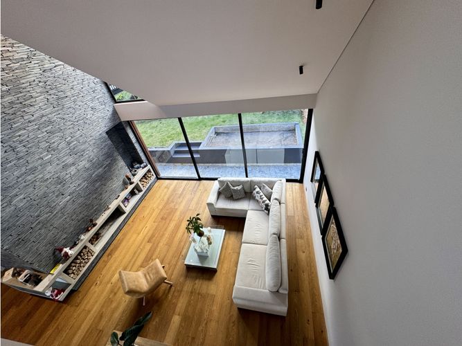 Casa de 5 alcobas en venta en Las Palmas, Envigado, 546 m² · foto 11 de 24