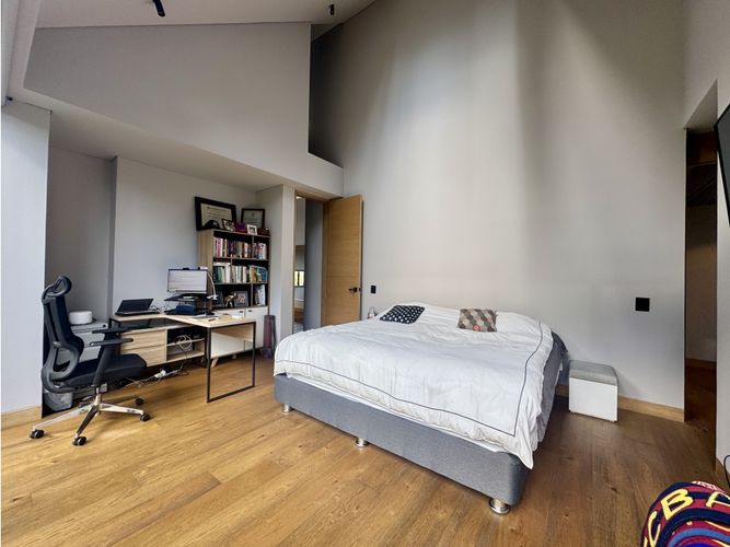 Casa de 5 alcobas en venta en Las Palmas, Envigado, 546 m² · foto 21 de 24