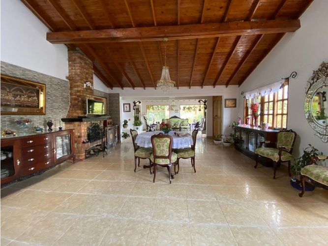 Casa de 4 alcobas en venta en Vía Las Palmas, El Retiro, 300 m² · foto 5 de 24