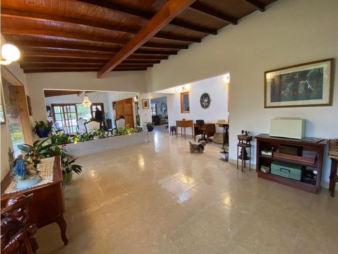 Casa de 4 alcobas en venta en Vía Las Palmas, El Retiro, 300 m² · foto 9 de 24