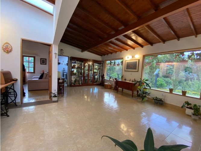 Casa de 4 alcobas en venta en Vía Las Palmas, El Retiro, 300 m² · foto 10 de 24