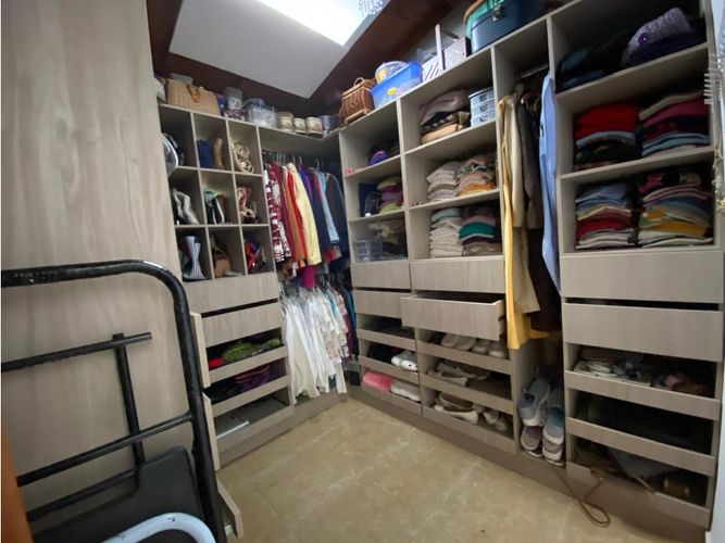 Casa de 4 alcobas en venta en Vía Las Palmas, El Retiro, 300 m² · foto 15 de 24