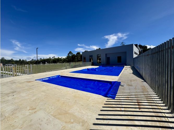Lote en venta en El Hato, Marinilla, 90 m² · foto 3 de 12