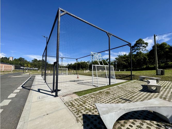 Lote en venta en El Hato, Marinilla, 90 m² · foto 5 de 12