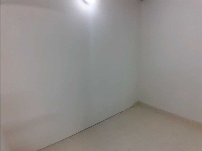 Local en arriendo en Bombona No.1, Medellín, 35 m² · foto 5 de 10