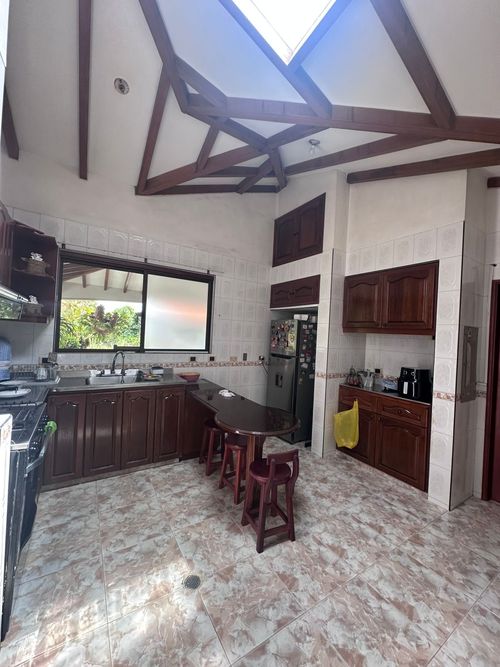 Casa de 4 alcobas en arriendo en Las Mercedes, Jamundí · foto 16 de 24