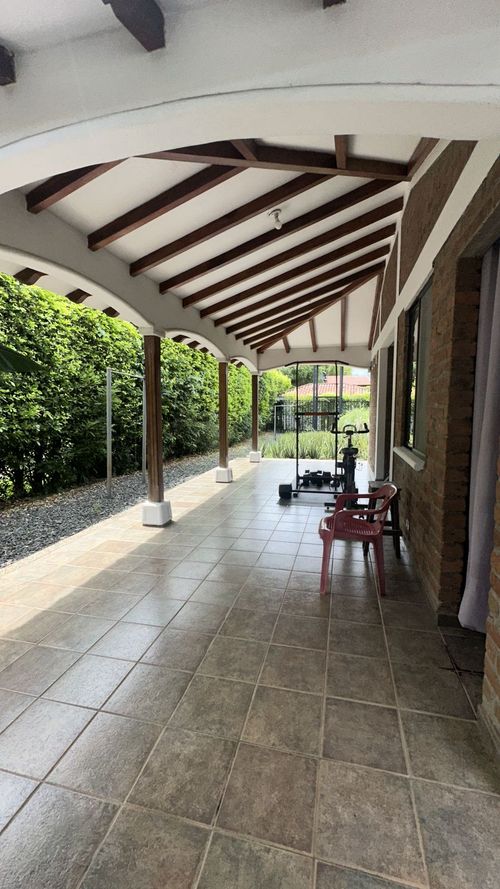 Casa de 4 alcobas en arriendo en Las Mercedes, Jamundí · foto 22 de 24