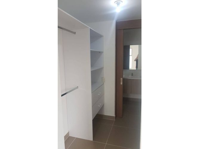 Casa de 3 alcobas en venta en Ciudad Country, Jamundí, 126 m² · foto 5 de 24