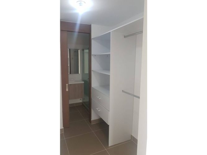 Casa de 3 alcobas en venta en Ciudad Country, Jamundí, 126 m² · foto 11 de 24