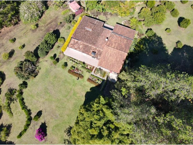 Finca en venta en Chaparral, Guarne, 380 m² · foto 19 de 20