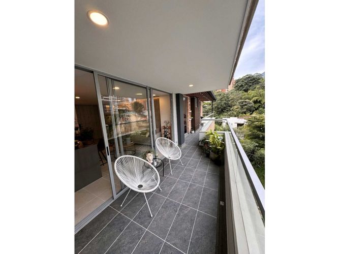 Apartamento de 2 alcobas en venta en Gascuña, Envigado, 97 m² · foto 9 de 19