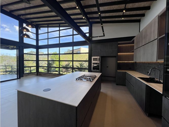 Casa de 3 alcobas en venta en Pantanillo, El Retiro, 460 m² · foto 8 de 23