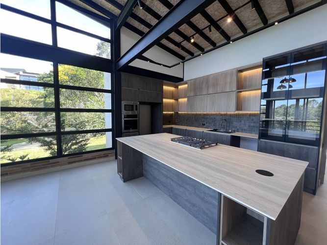 Casa de 3 alcobas en venta en Pantanillo, El Retiro, 460 m² · foto 9 de 23