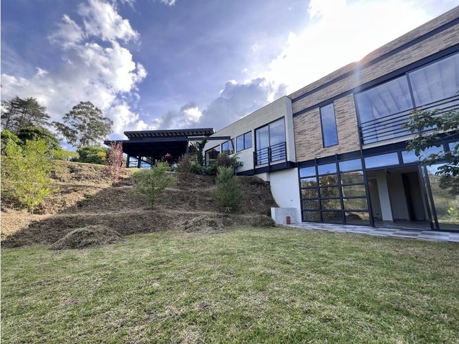 Casa de 3 alcobas en venta en Pantanillo, El Retiro, 460 m² · foto 11 de 23