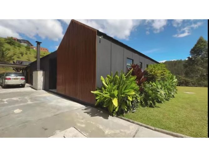 Casa de 4 alcobas en venta en Pantanillo, El Retiro, 307 m² · foto 10 de 23