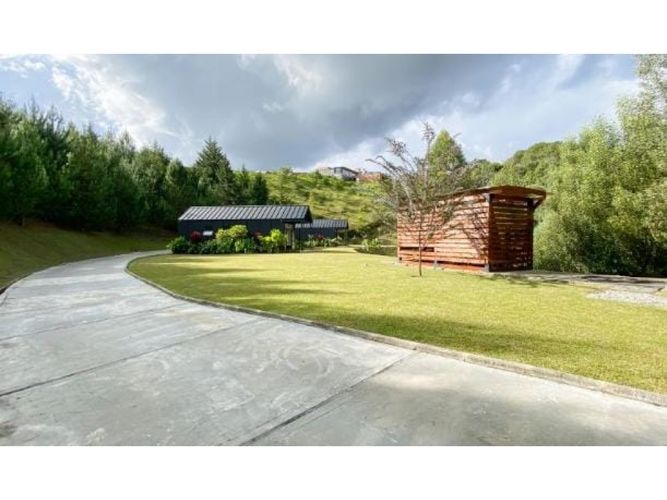 Casa de 4 alcobas en venta en Pantanillo, El Retiro, 307 m² · foto 20 de 23