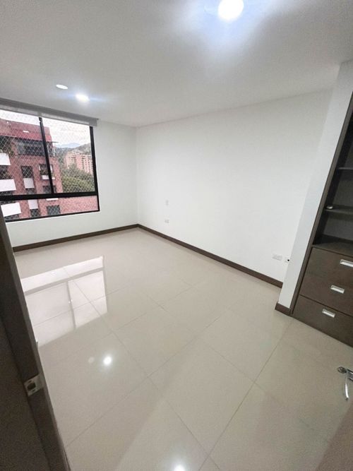 Apartamento de 3 alcobas en venta en Seminario, Cali, 123 m² · foto 8 de 20