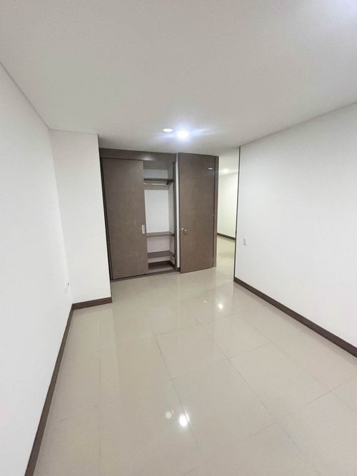 Apartamento de 3 alcobas en venta en Seminario, Cali, 123 m² · foto 9 de 20