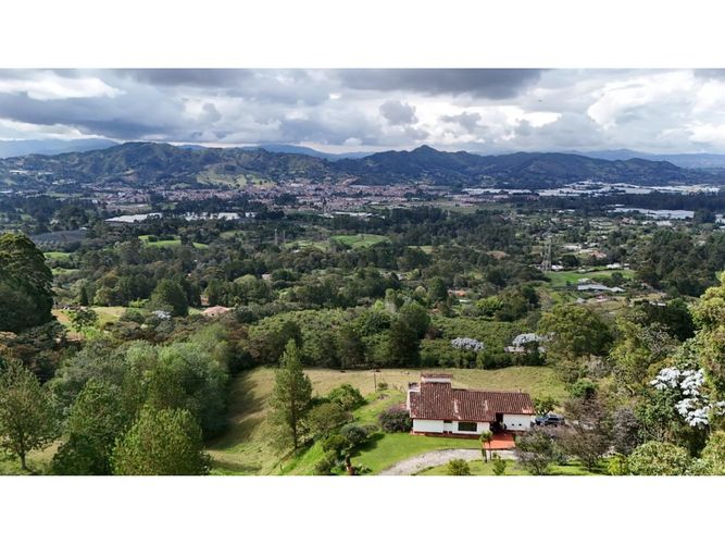 Finca en venta en Lomitas, La Ceja, 600 m² · foto 6 de 19