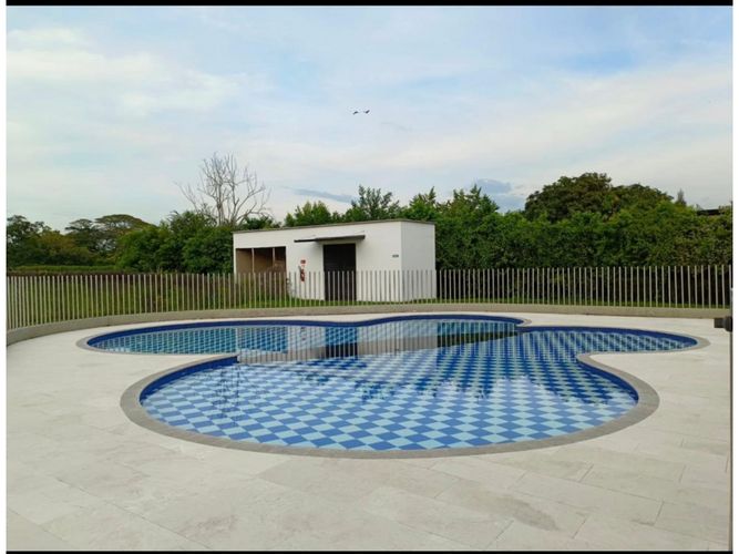 Casa en venta en Juan De Ampudia, Jamundí, 266 m² · foto 2 de 16