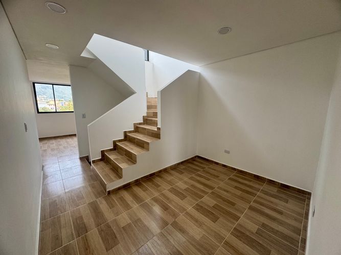 Casa de 3 alcobas en venta en Pueblo Viejo, Cota, 261 m² · foto 20 de 24
