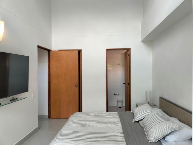 Apartamento de 2 alcobas en arriendo en El Poblado, Medellín, 94 m² · foto 12 de 15