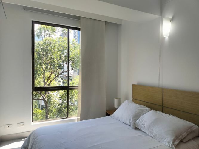 Apartamento de 2 alcobas en arriendo en El Poblado, Medellín, 94 m² · foto 10 de 15