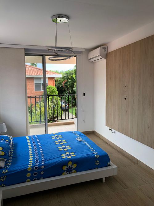 Casa de 5 alcobas en venta en El Castillo, Jamundí, 165 m² · foto 9 de 24