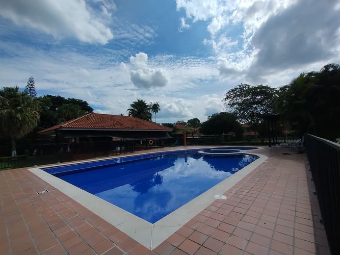 Casa de 5 alcobas en venta en El Castillo, Jamundí, 165 m² · foto 21 de 24