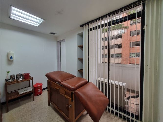 Oficina en venta en Milla De Oro, Medellín, 210 m² · foto 14 de 21